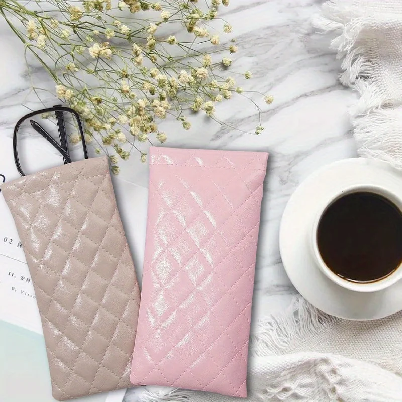 Étui lunette – Pochette matelassée blanche